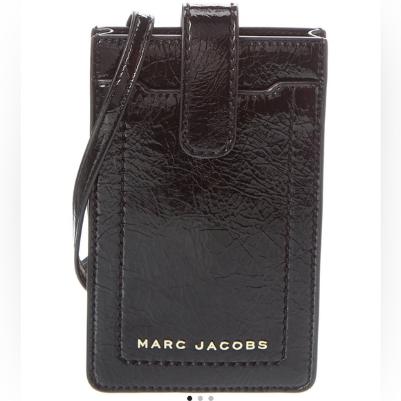 NWT/NIP MARC JACOBS Leather Phone Crossbody - Picture 2 of 11